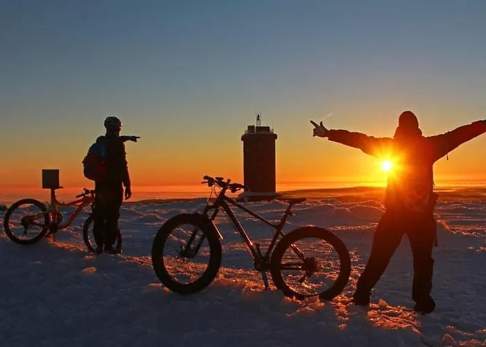 Casa de Férias In Mit Innenpool Wernigerode